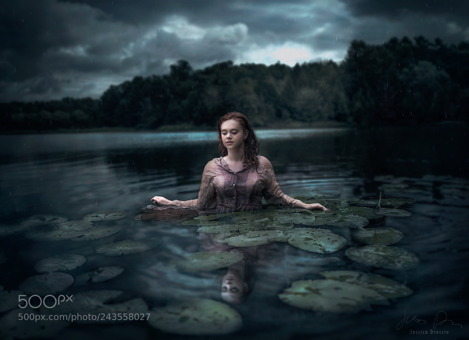 Canon EOS 5DS R sample photo. Under the surface photography