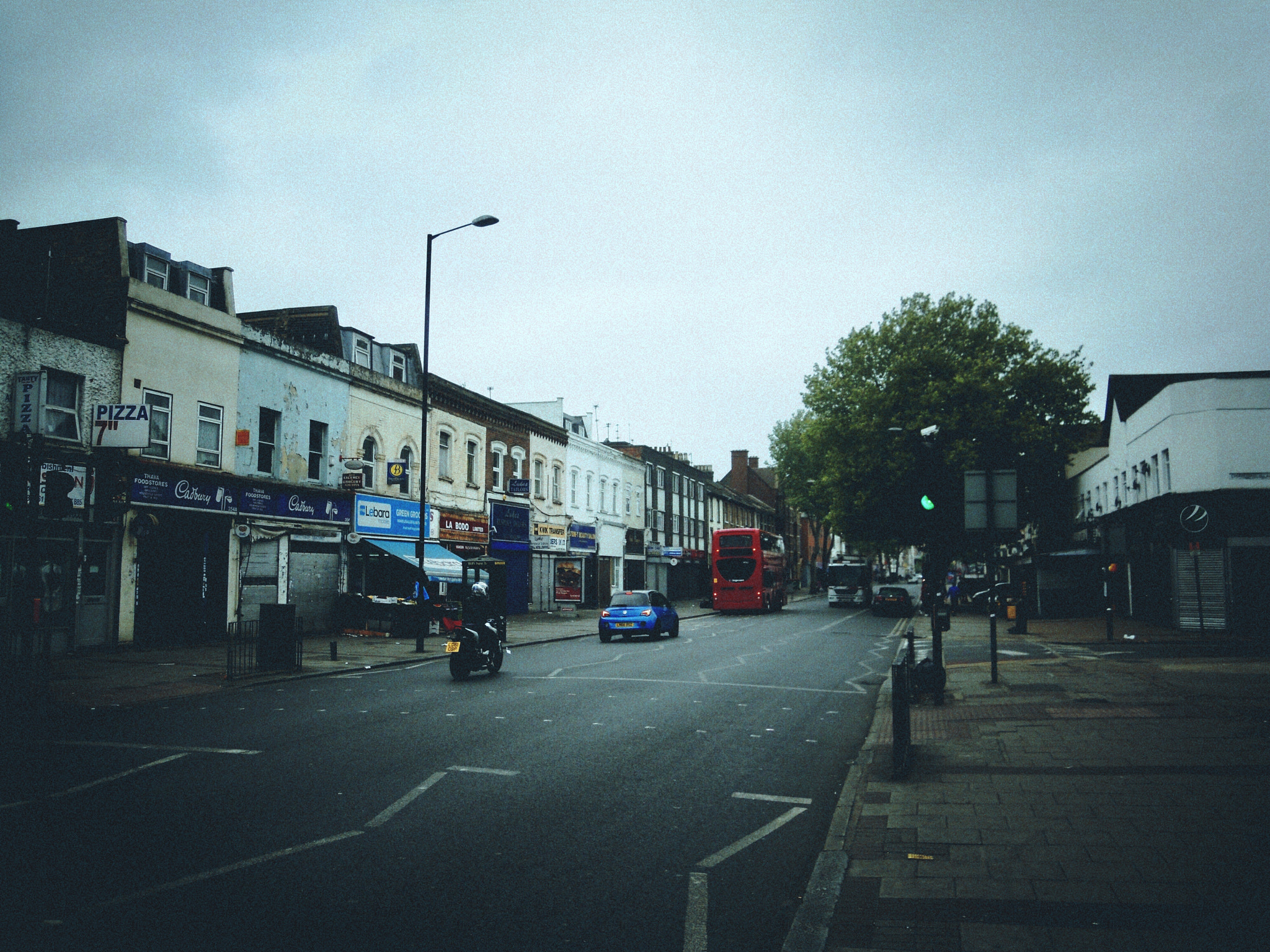 Nikon Coolpix S640 sample photo. Streets of london photography