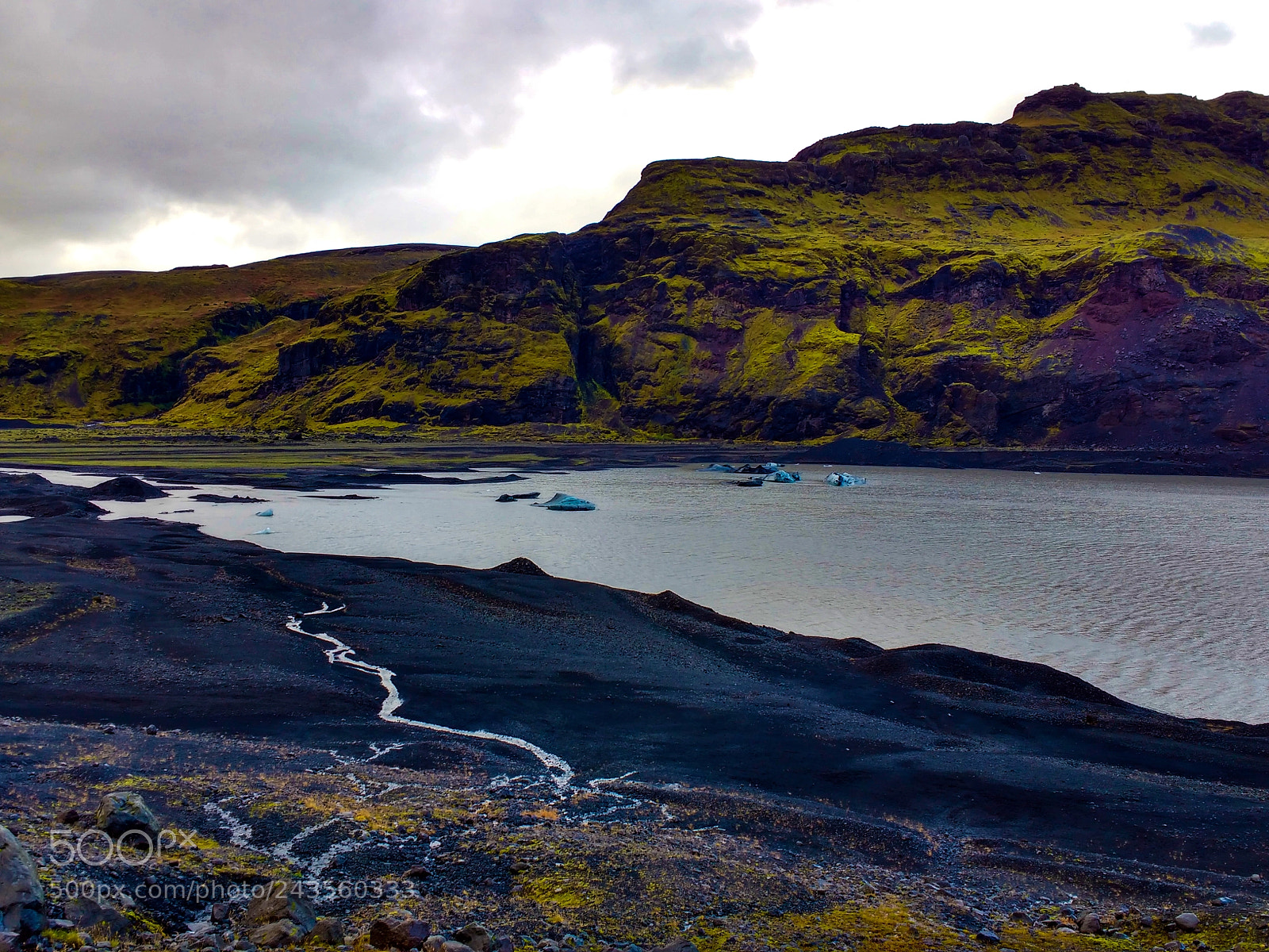 Motorola MotoG3 sample photo. Colors of volcanic soil photography