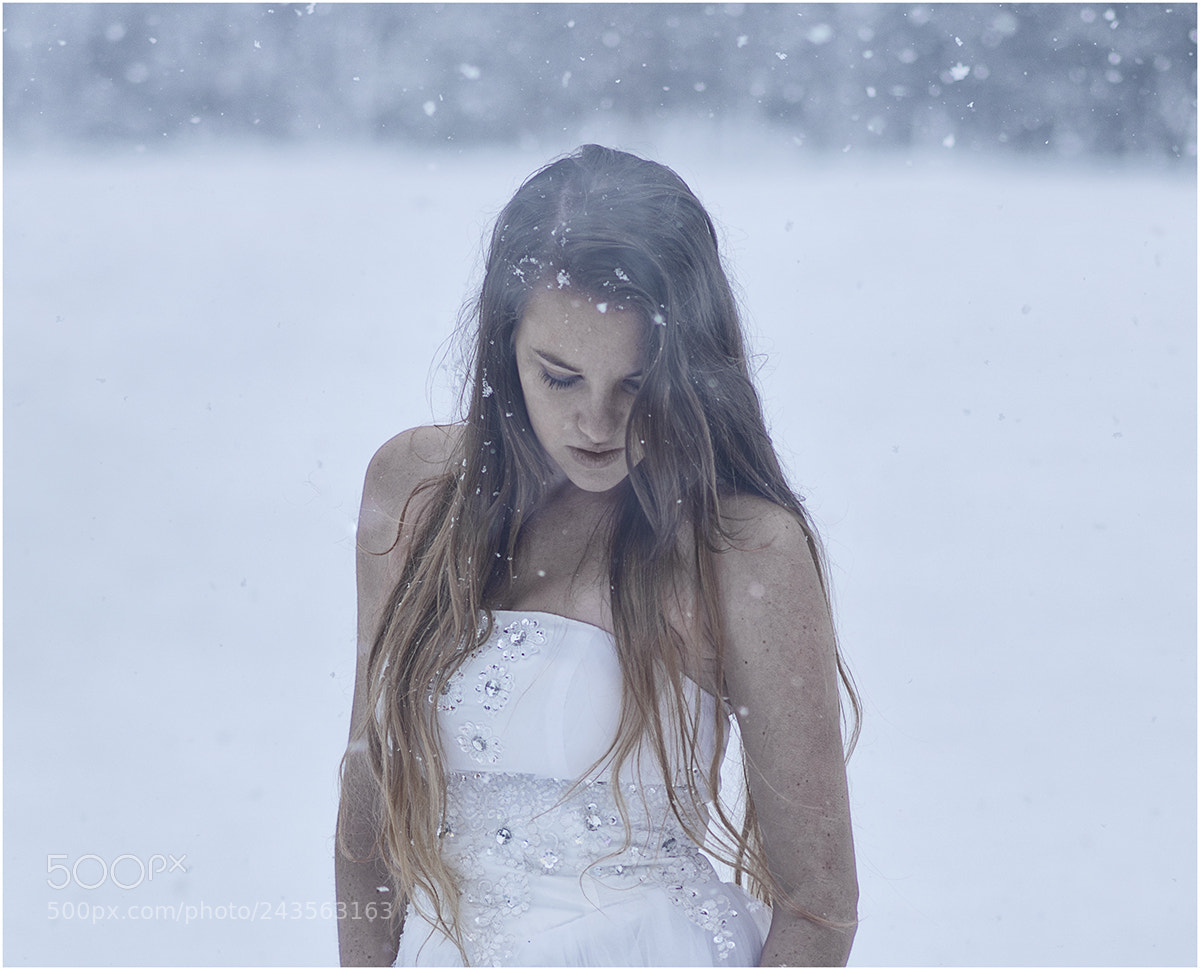 Nikon D800 sample photo. Snow bride photography