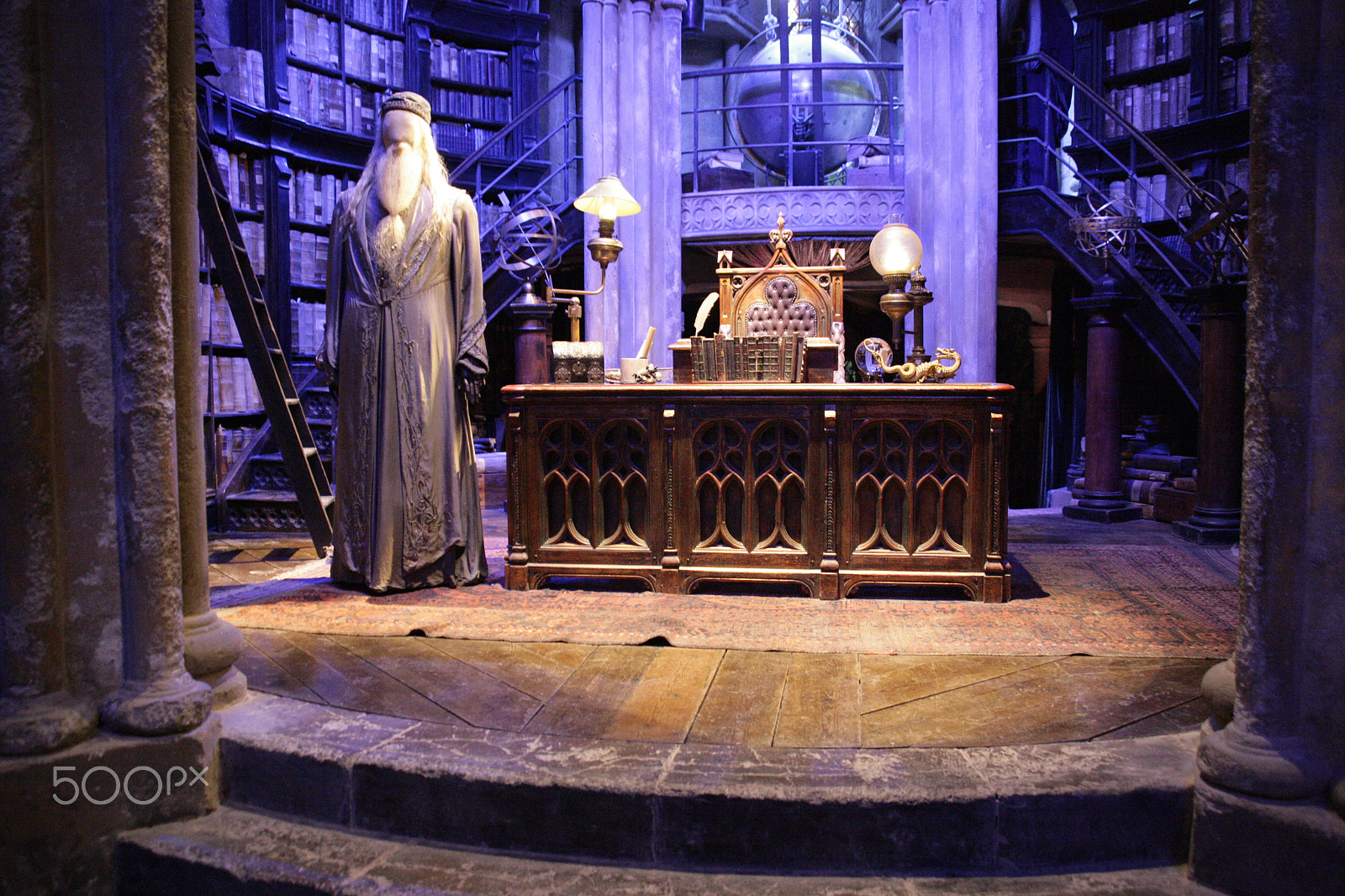 28.0 - 135.0 mm sample photo. Dumbledores office photography