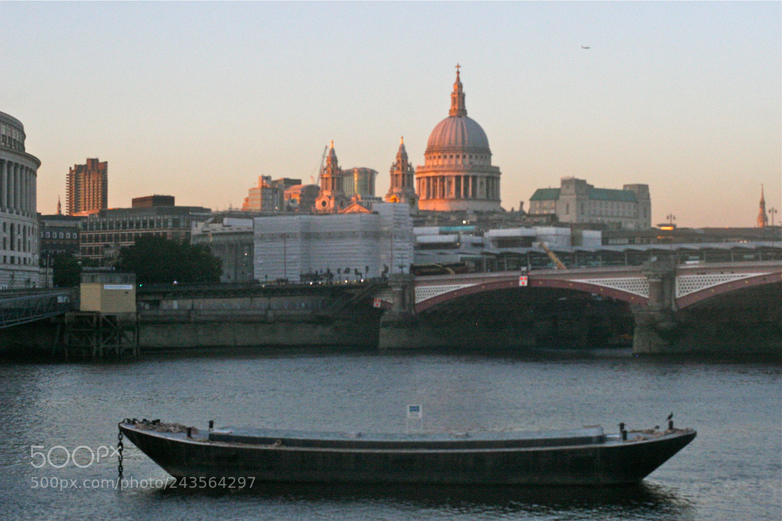 Canon EOS 30D sample photo. Saint paul's reflecting the photography