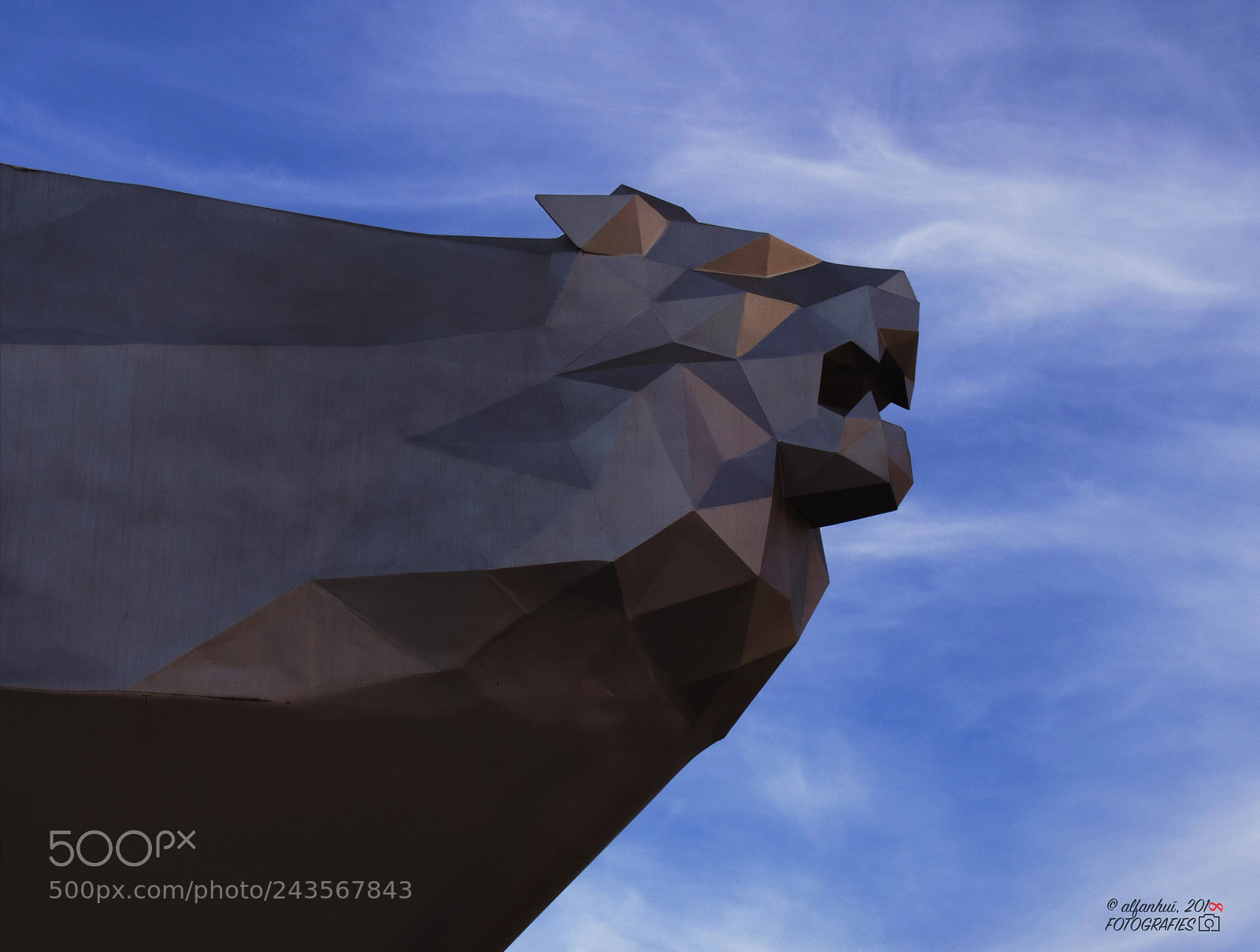Olympus PEN E-PL6 sample photo. Figurehead photography