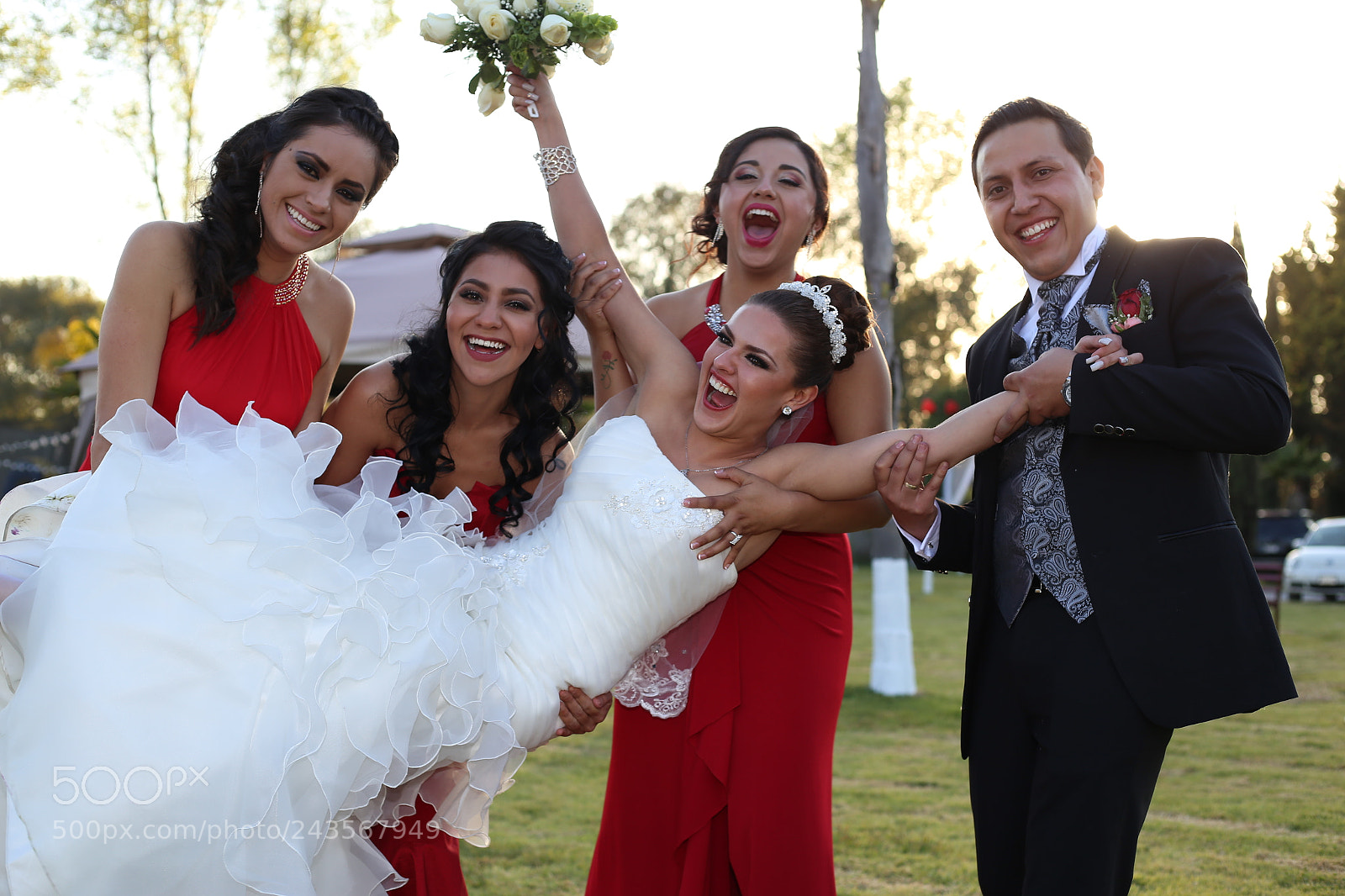 Canon EOS 6D + Canon EF 50mm F1.8 STM sample photo. Wedd celebration photography