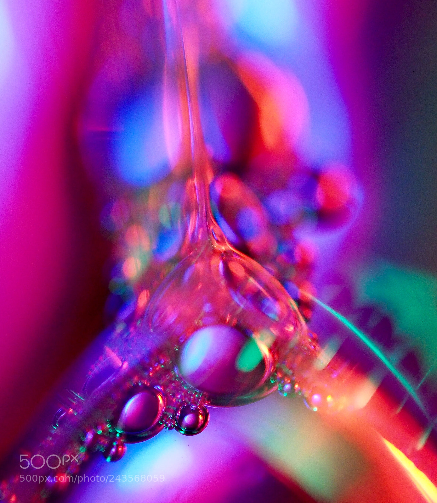 Olympus OM-D E-M1 sample photo. Bubbles intersecting at a photography