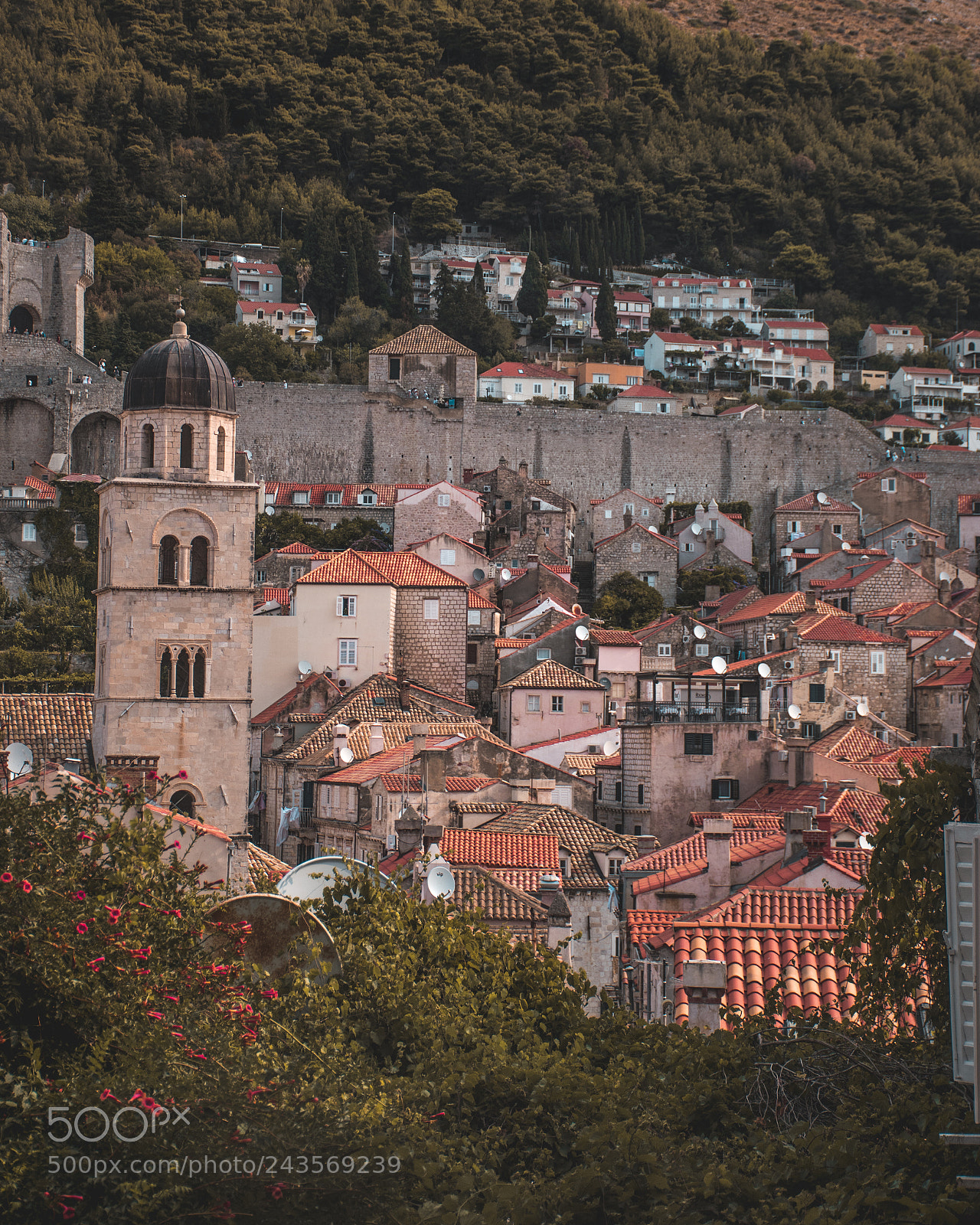 Nikon D5500 sample photo. Old town photography