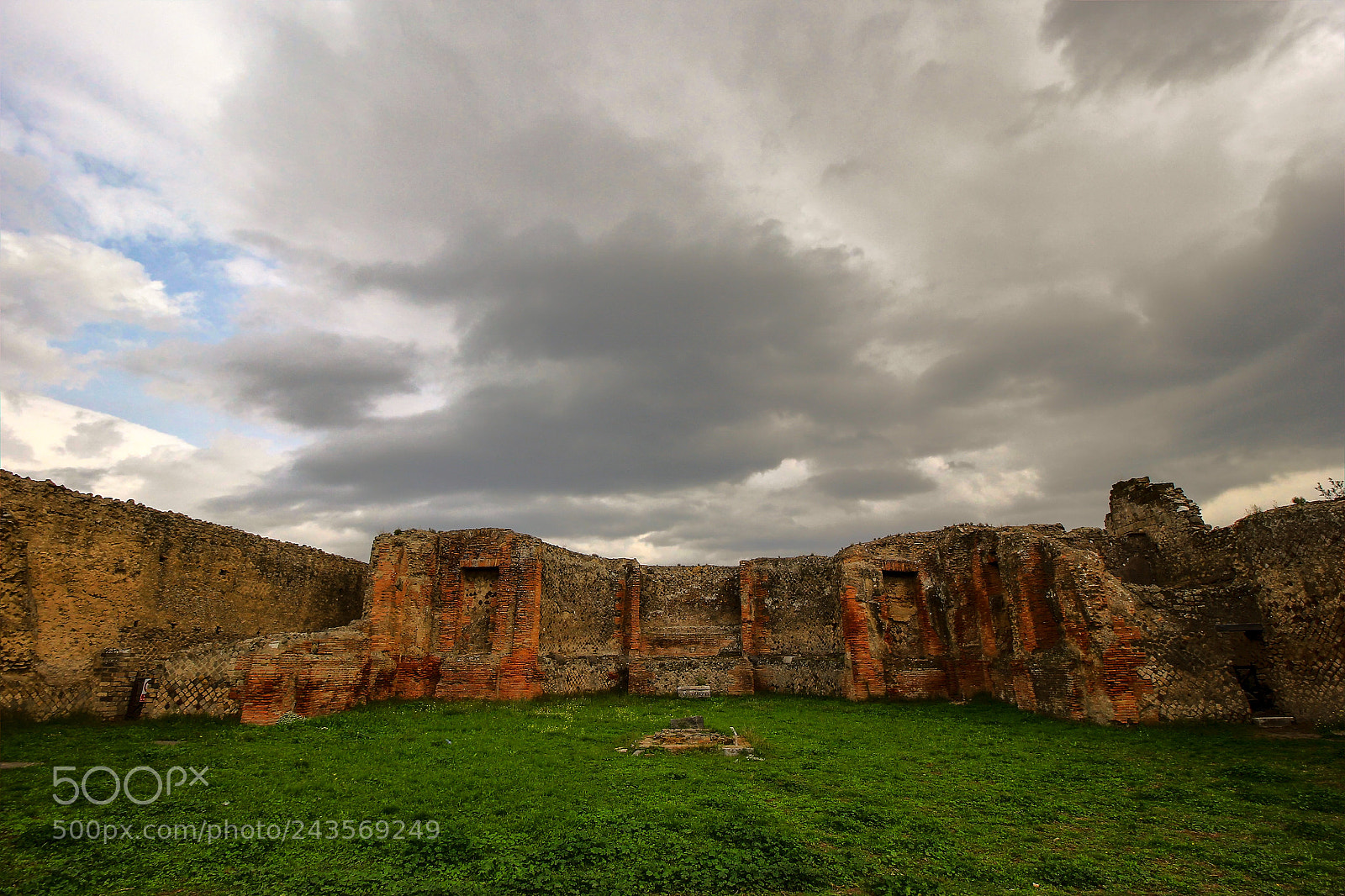 Canon EOS 60D sample photo. Pompeii photography