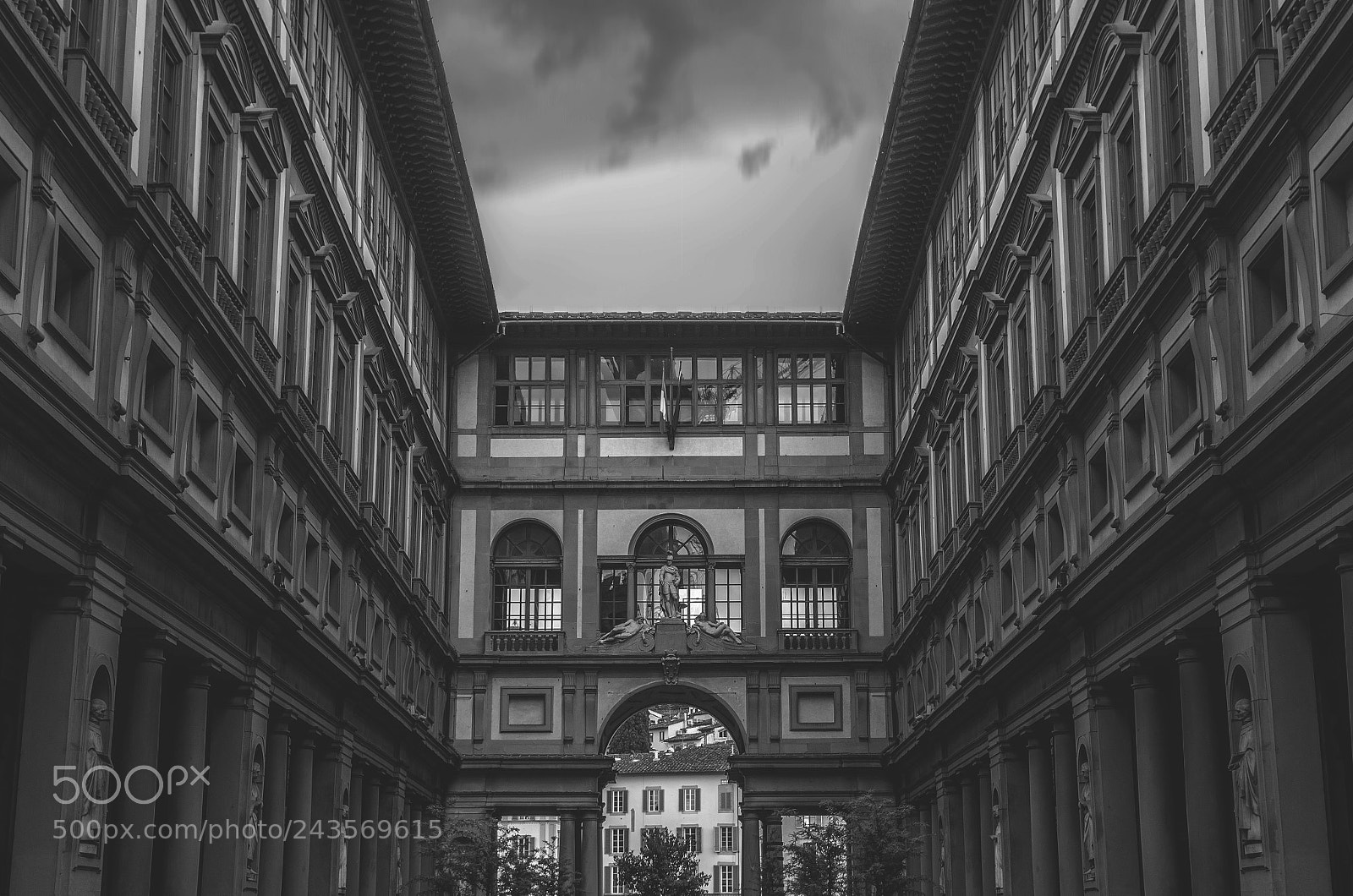 Nikon D5100 sample photo. Uffizi gallery photography