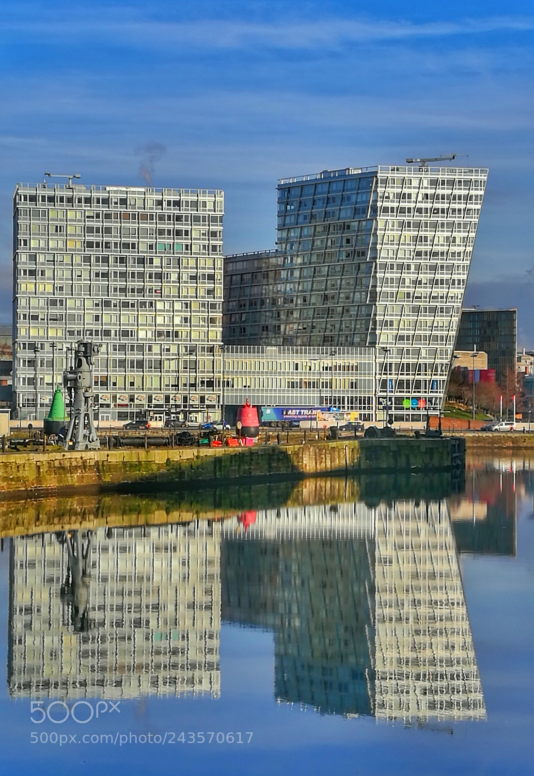 HUAWEI P9 sample photo. Reflection photography