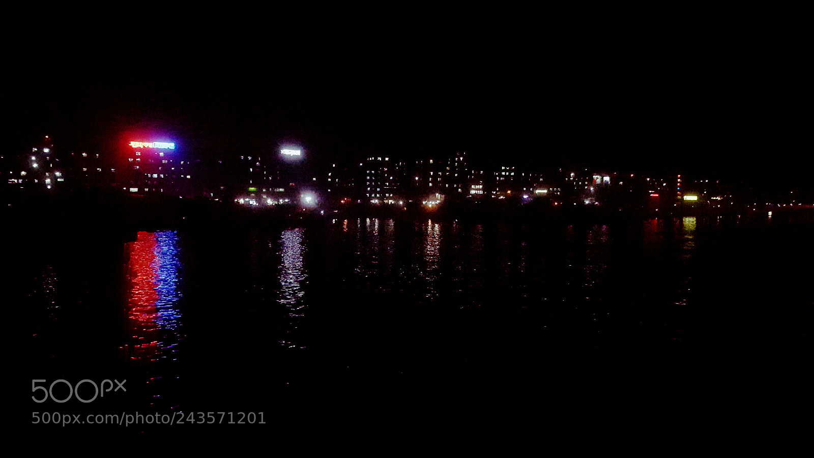 Samsung GALAXY S6 edge sample photo. Dark city photography
