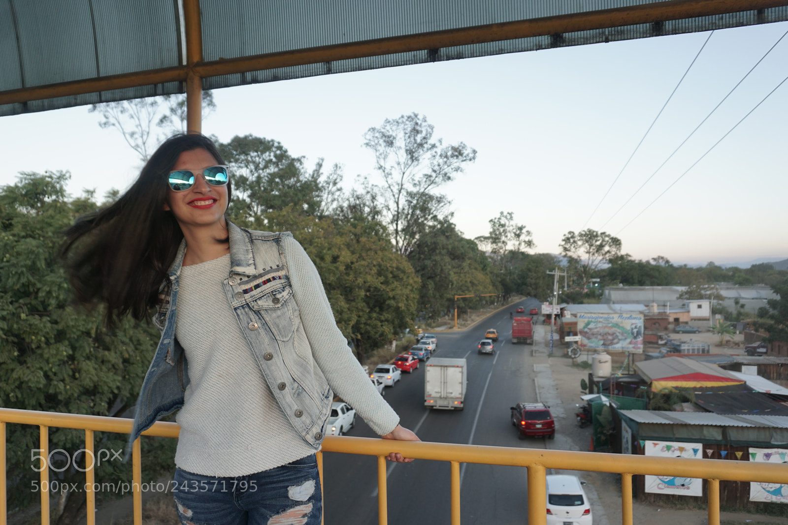 Sony E 16-50mm F3.5-5.6 PZ OSS sample photo. Dsc photography