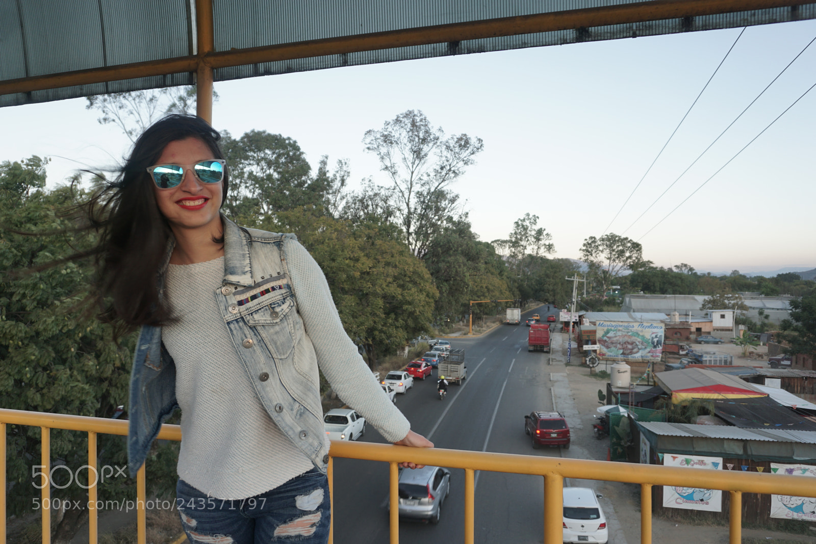 Sony E 16-50mm F3.5-5.6 PZ OSS sample photo. Dsc photography