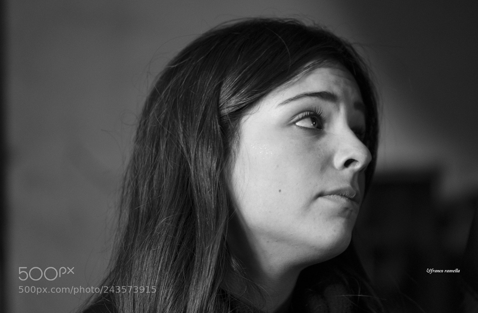 Fujifilm X-T2 sample photo. Sguardo rubato attrice photography