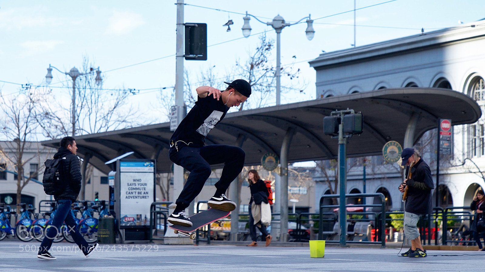 Sony a9 sample photo. Keep on working day photography