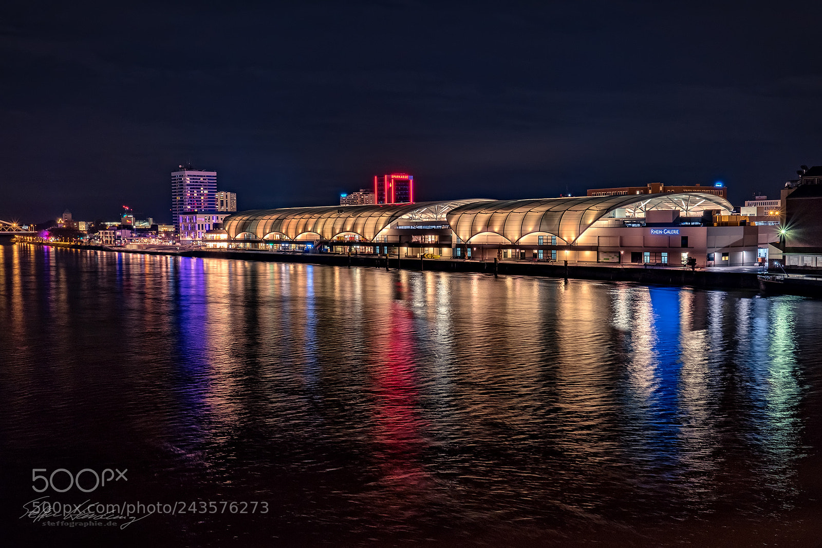 Fujifilm X-T2 sample photo. Rhein galerie ludwigshafen photography