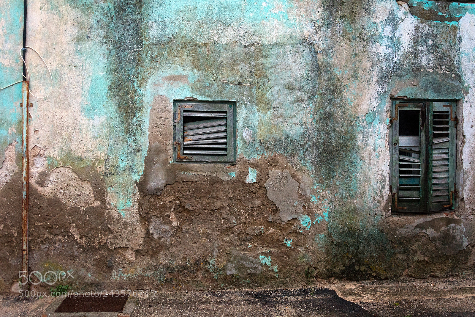 Nikon D7100 sample photo. Blue wall photography
