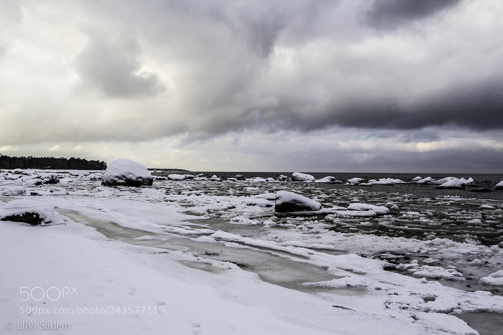 Canon EOS 650D (EOS Rebel T4i / EOS Kiss X6i) sample photo. Winter sea photography