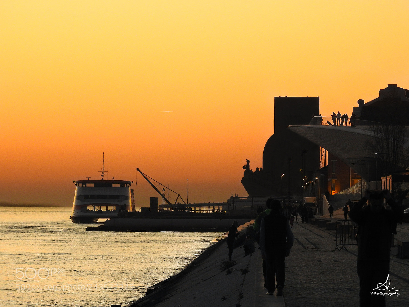 Nikon Coolpix P900 sample photo. By the tejo river photography