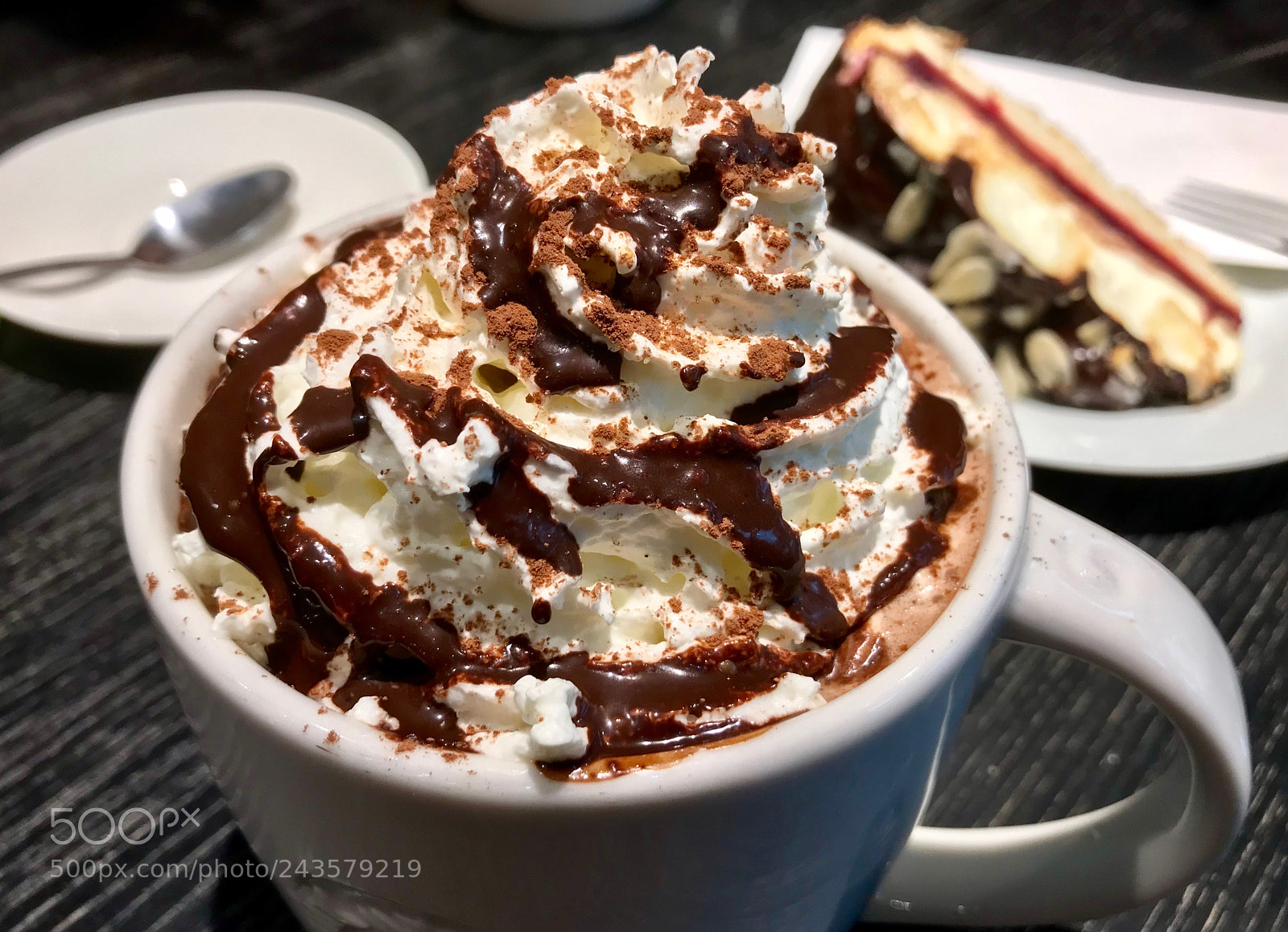 Apple iPhone 7 Plus sample photo. Starbucks hot chocolate photography