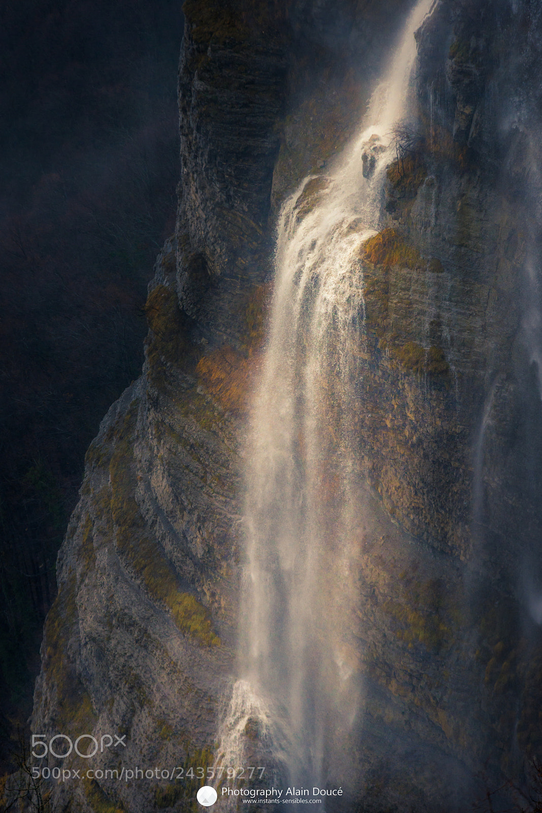 Nikon D610 sample photo. Cascade de l'oule photo photography