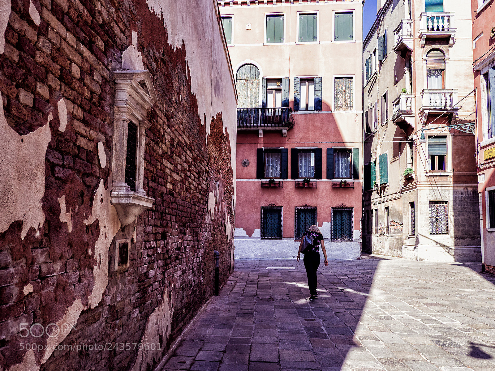 Olympus OM-D E-M1 Mark II sample photo. Venice and italy photography