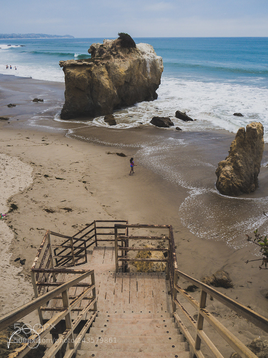 Olympus OM-D E-M10 II sample photo. California beach photography