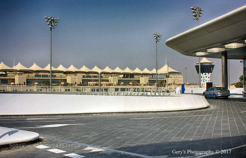 Canon EOS 450D (EOS Rebel XSi / EOS Kiss X2) sample photo. Yas marina circuit f1 photography