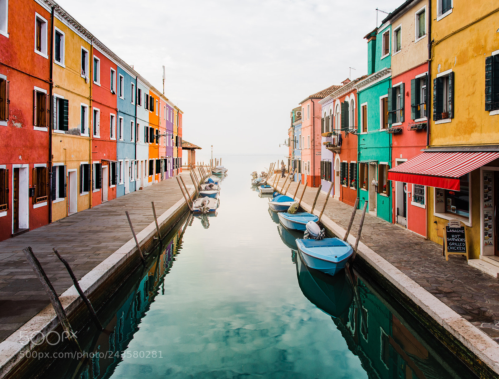 Nikon D7200 sample photo. Colourful houses in burano photography