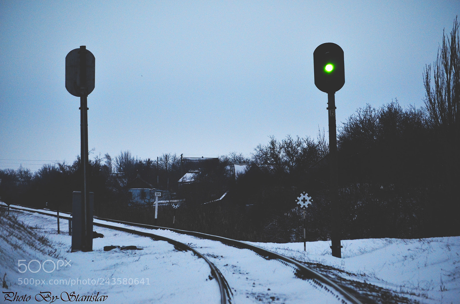 Nikon D5100 sample photo. Winter railroad photography