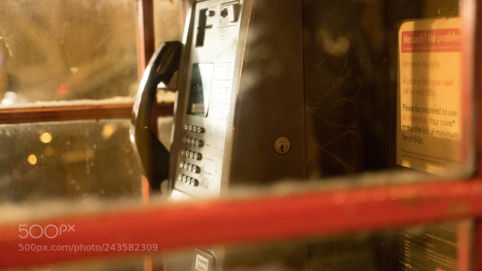 Fujifilm X-T20 sample photo. Phone booth photography