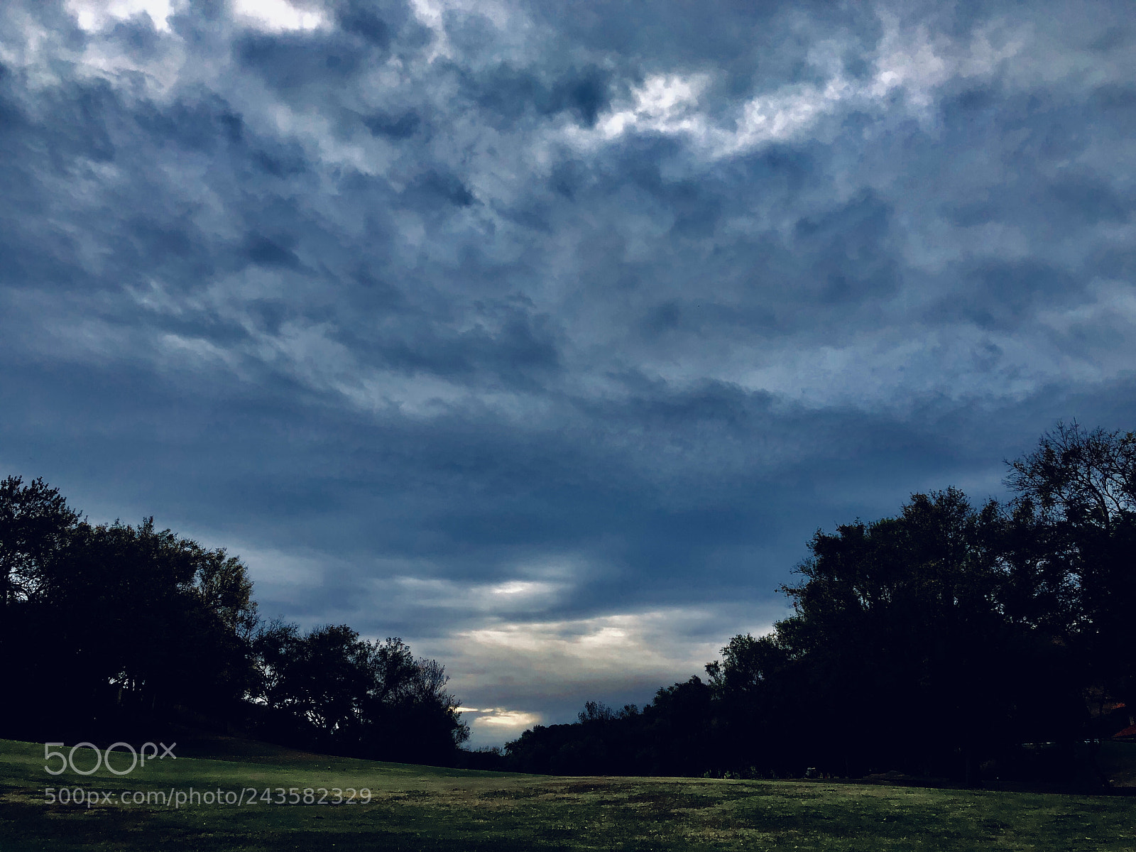 Apple iPhone X sample photo. The storm is not photography