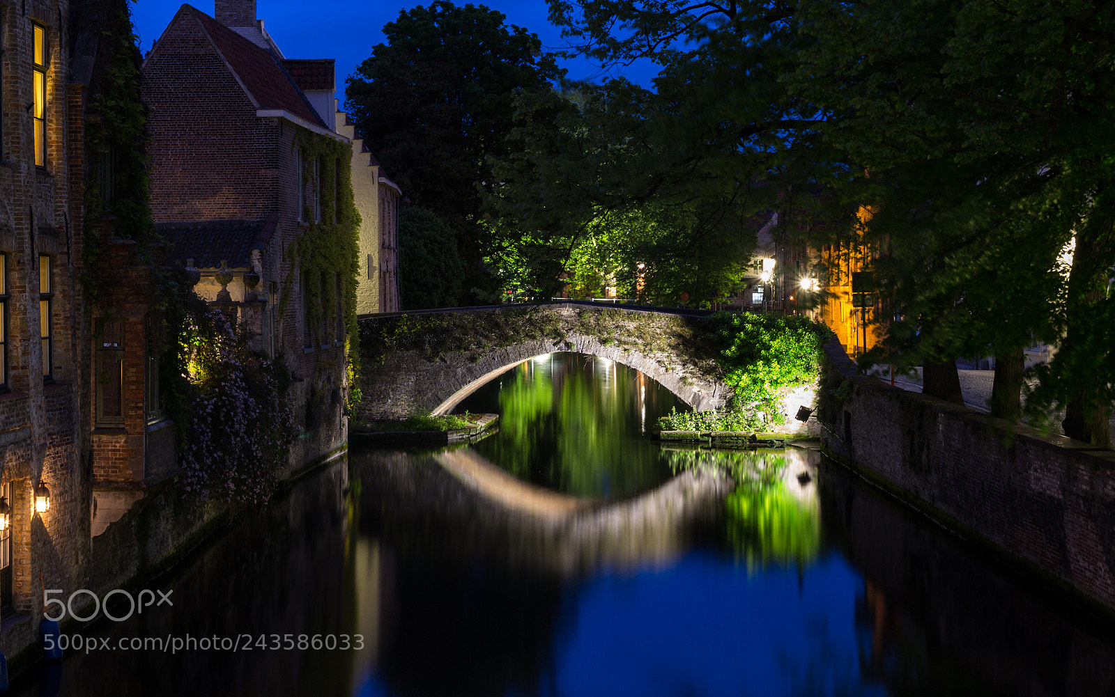 Canon EOS 100D (EOS Rebel SL1 / EOS Kiss X7) sample photo. Bruges photography