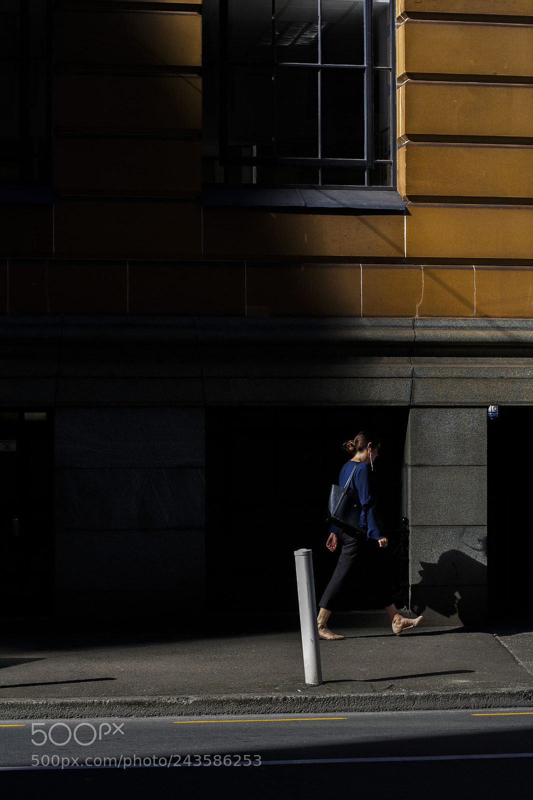 Canon EOS 1000D (EOS Digital Rebel XS / EOS Kiss F) sample photo. Hunter street shoot. [day 87] photography