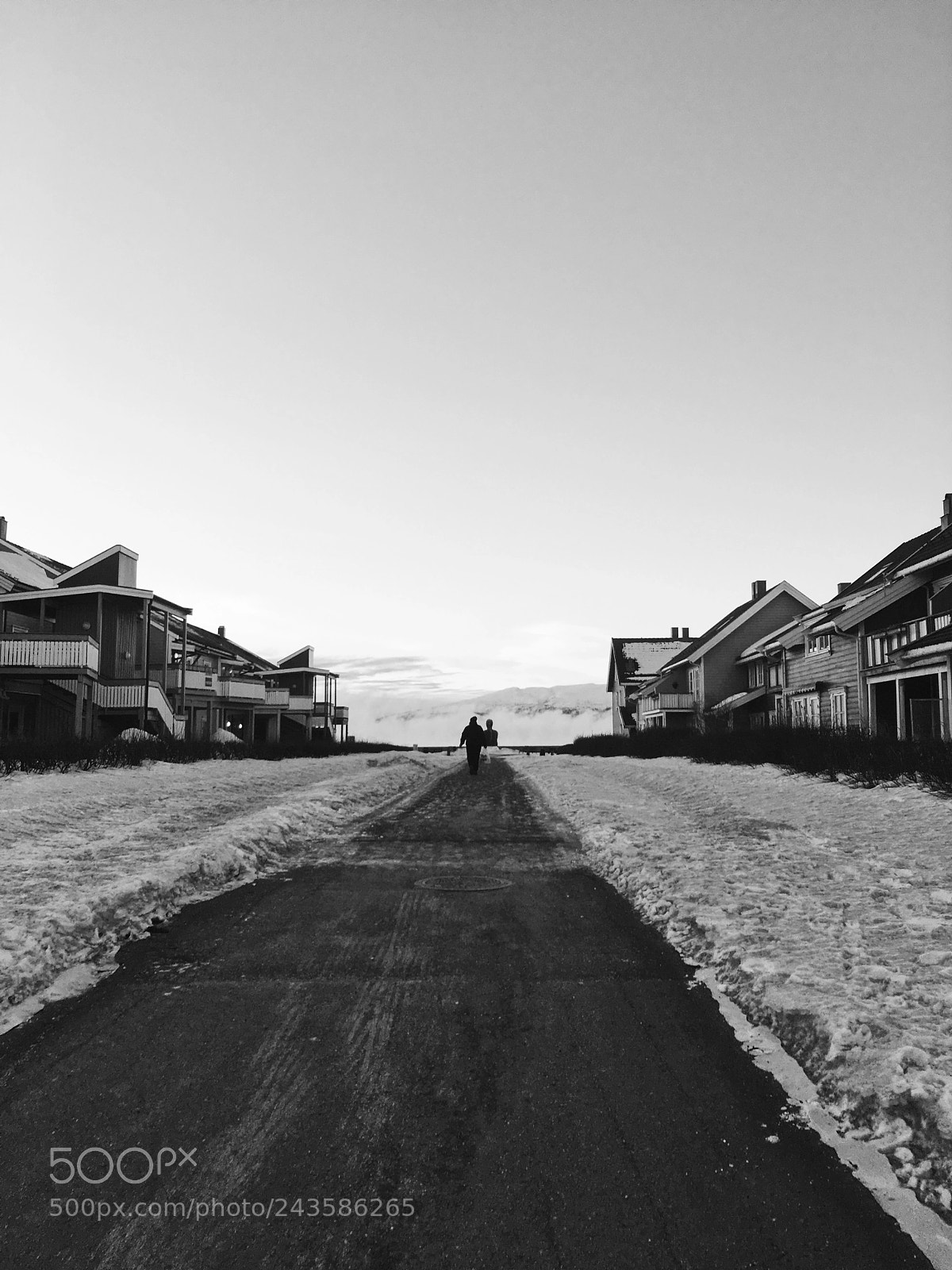 Apple iPhone 6s sample photo. Streets like this. ay photography