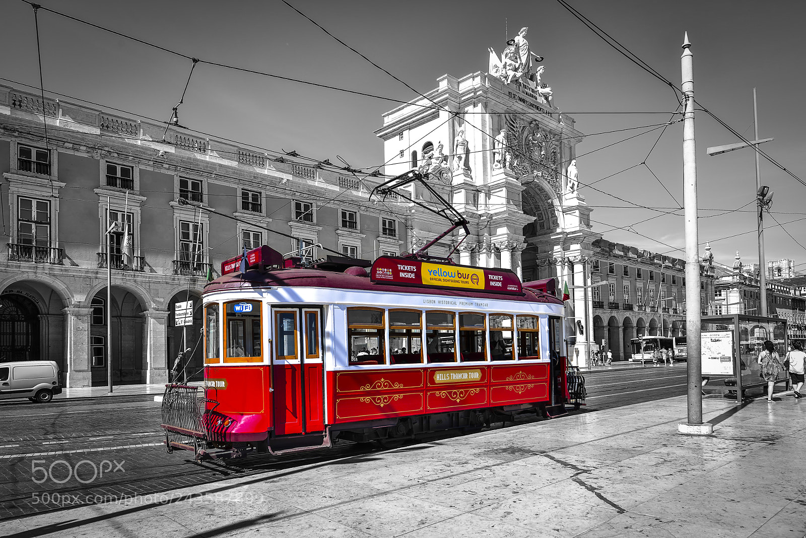 Nikon D800E sample photo. Lisboa red tram photography