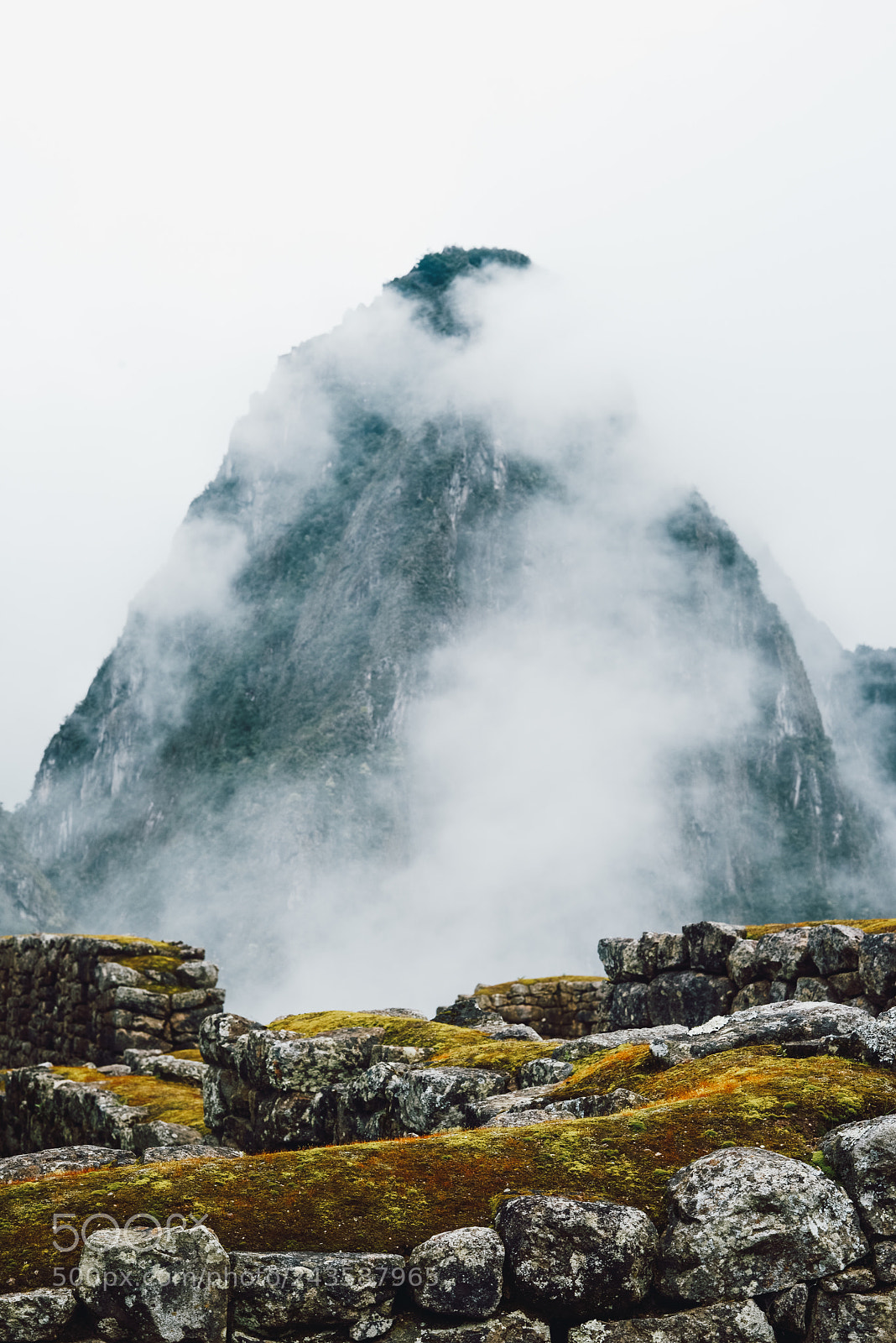 Nikon D800 sample photo. Machu picchu morning fog. photography