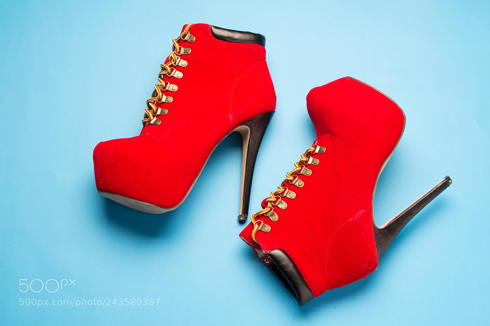 Canon EOS 650D (EOS Rebel T4i / EOS Kiss X6i) sample photo. Shoes photography