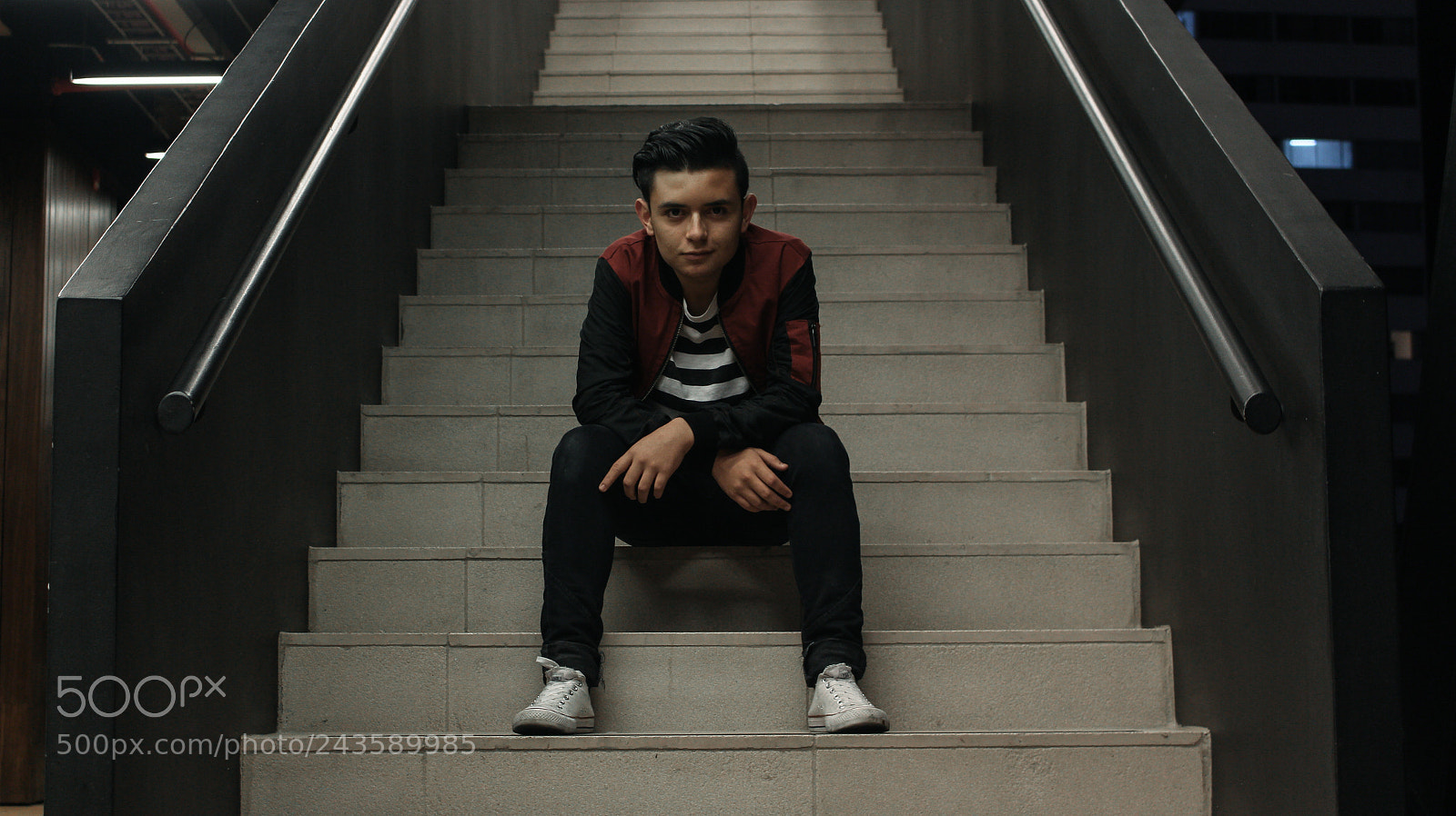 Canon EOS 700D (EOS Rebel T5i / EOS Kiss X7i) sample photo. Stairs photography