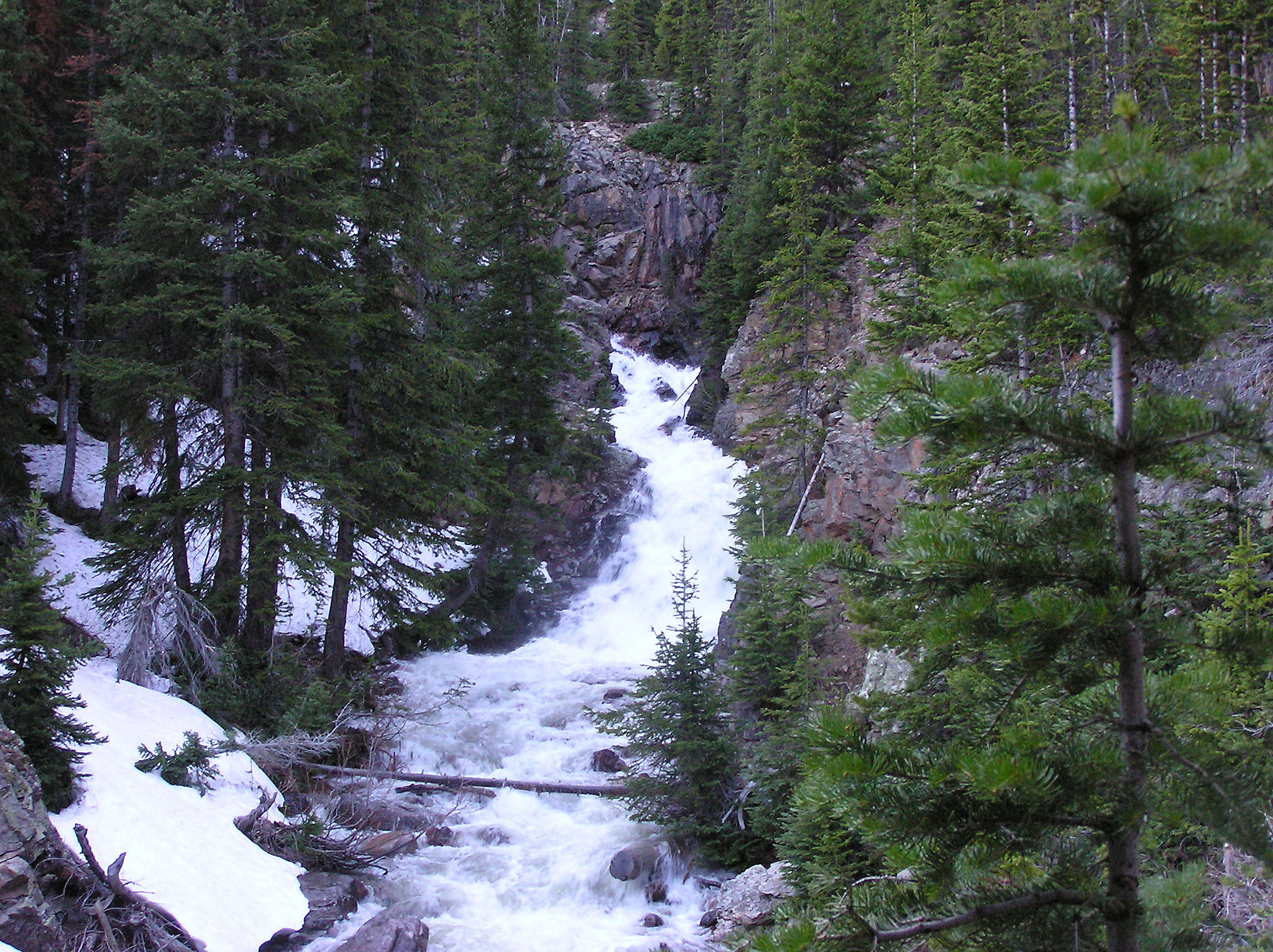 Olympus C750UZ sample photo. Vail in june 2006 photography