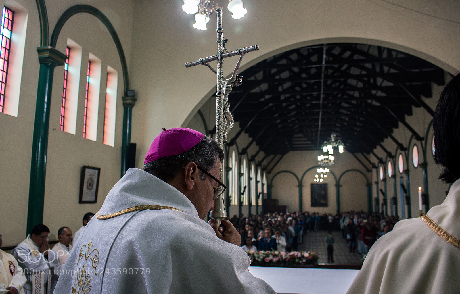 Canon EOS 700D (EOS Rebel T5i / EOS Kiss X7i) sample photo. Religious mass photography