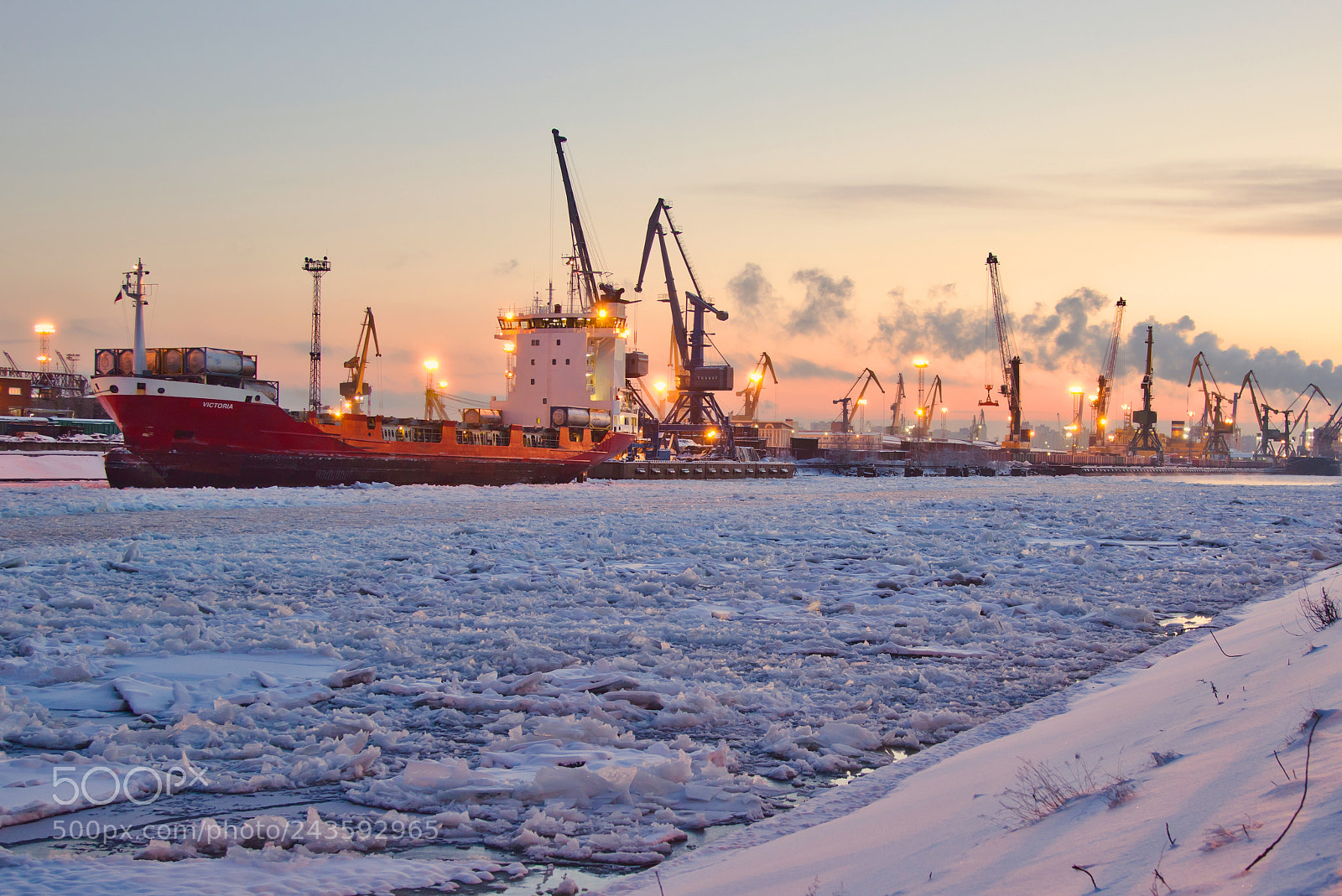 Canon EOS 500D (EOS Rebel T1i / EOS Kiss X3) sample photo. Saint-petersburg. the winter sea photography