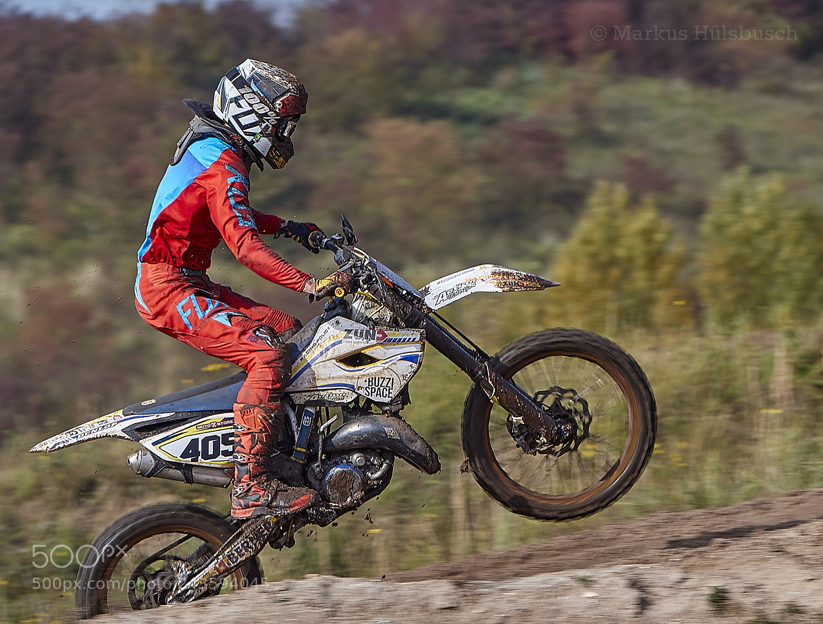 Canon EOS-1D X Mark II sample photo. Start jumping over photography