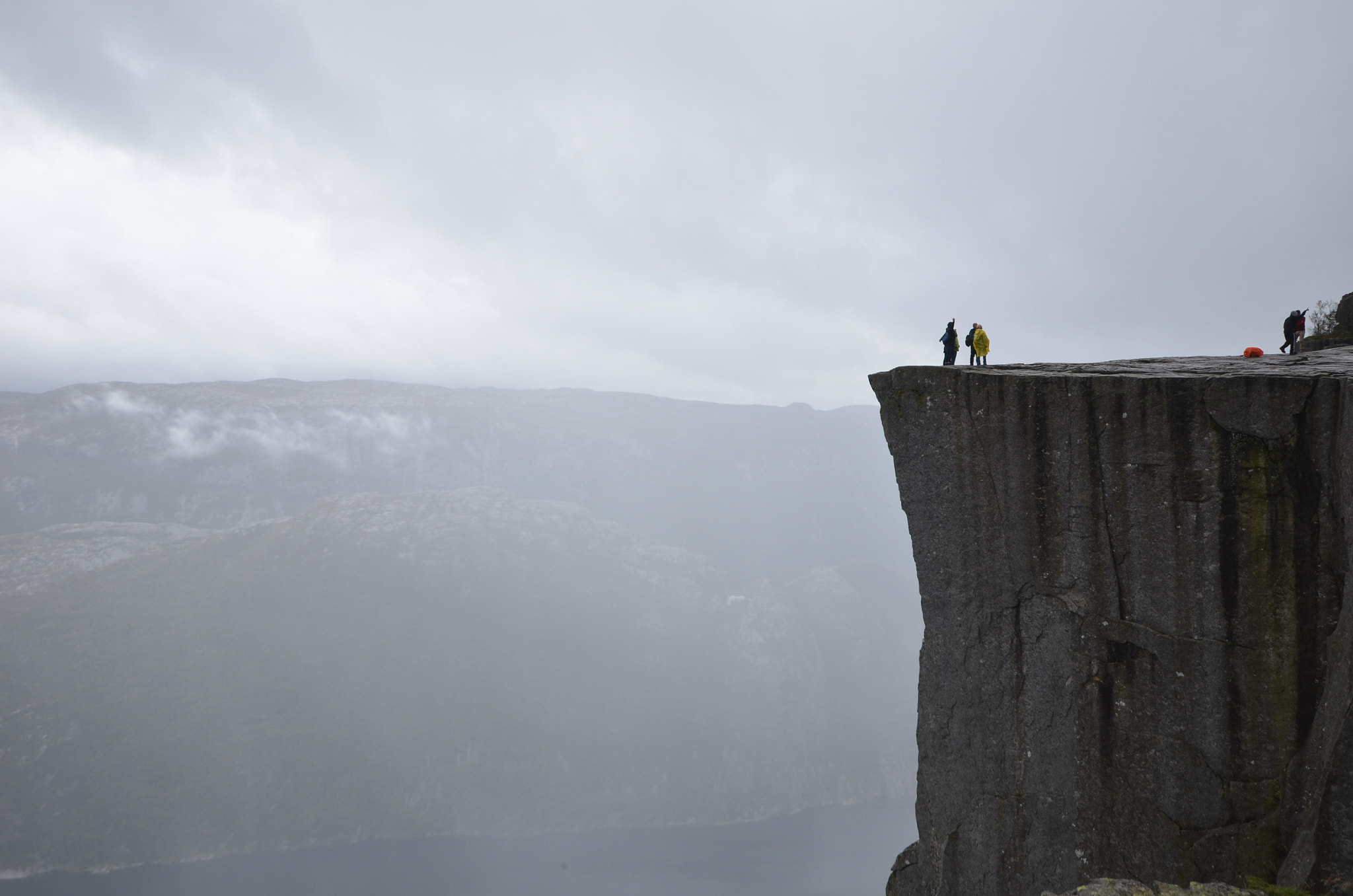 Sigma 10-20mm F4-5.6 EX DC HSM sample photo. Preikestolen photography