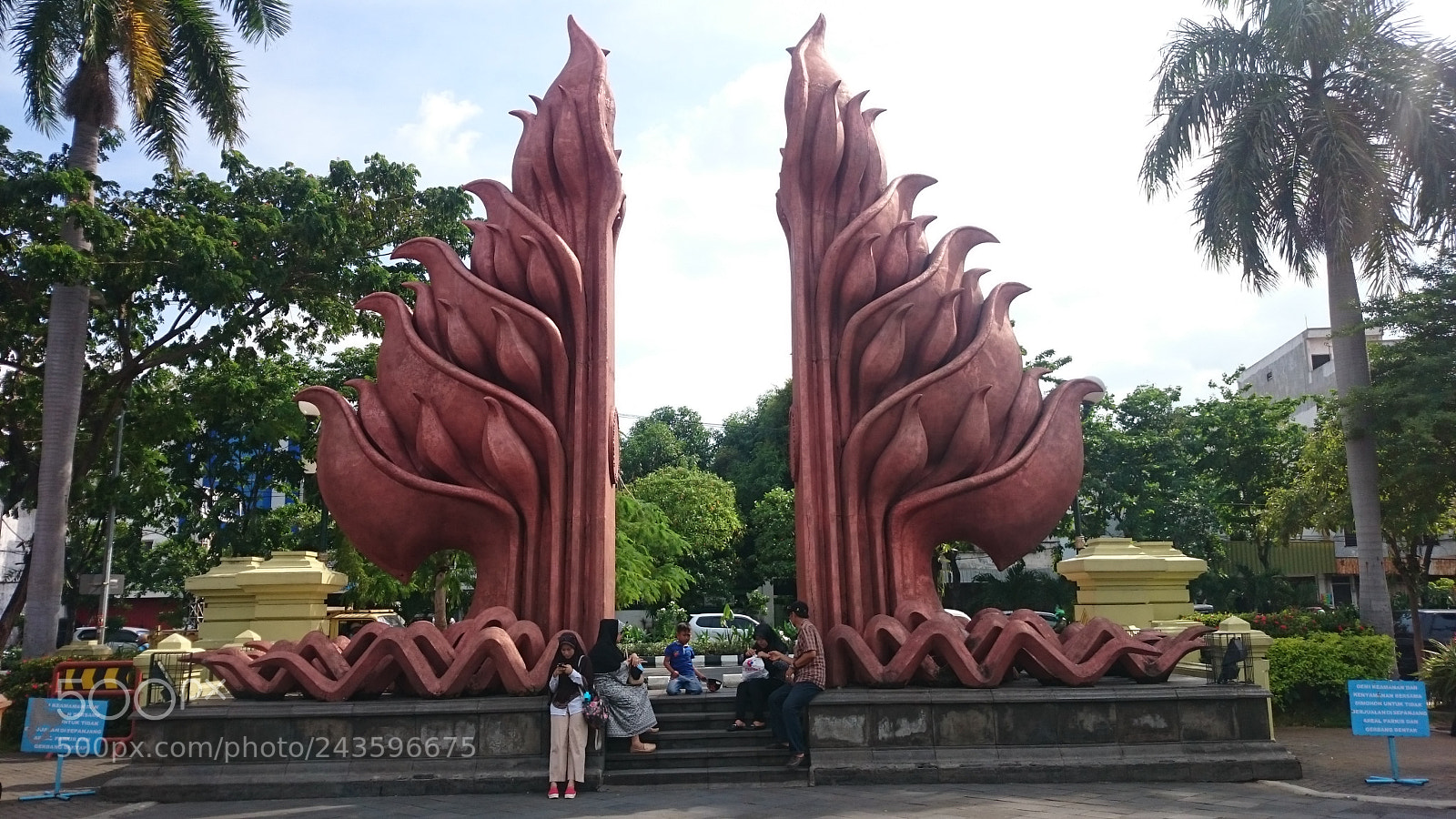 Sony Xperia Z2 sample photo. Entrance photography