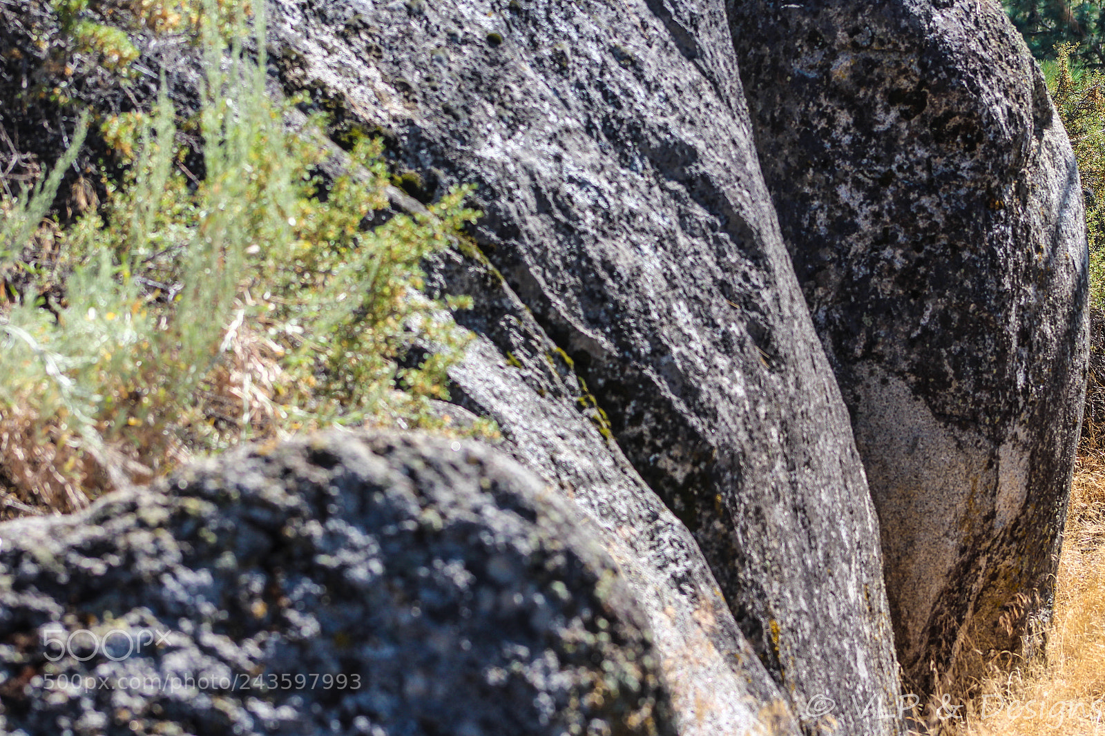 Canon EOS 1200D (EOS Rebel T5 / EOS Kiss X70 / EOS Hi) sample photo. Granite rock photography