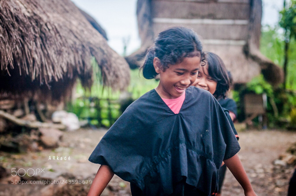 Nikon D300 sample photo. Her smile ... photography
