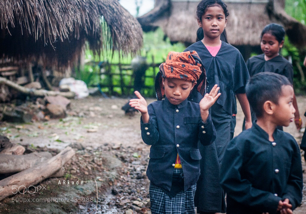 Nikon D300 sample photo. Sasak kids photography
