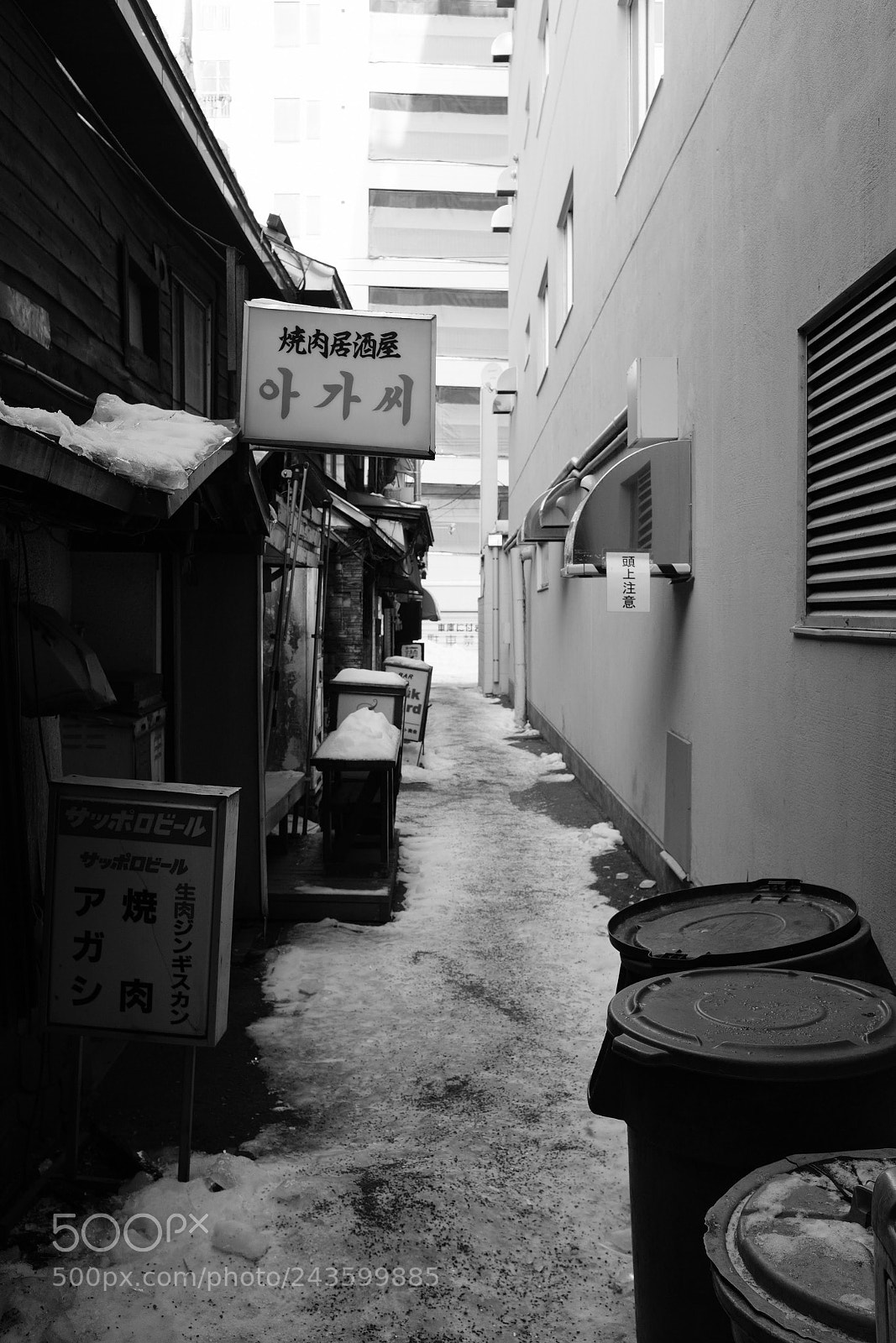 Fujifilm X100F sample photo. Korean restaurant photography