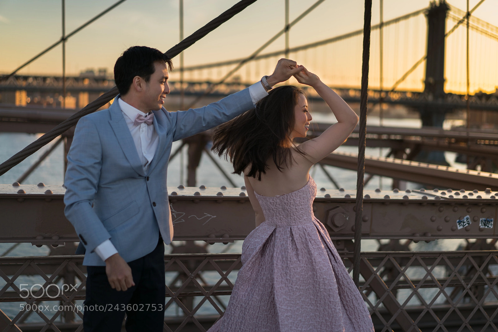 Sony a7R II sample photo. Dancing on the brooklyn photography