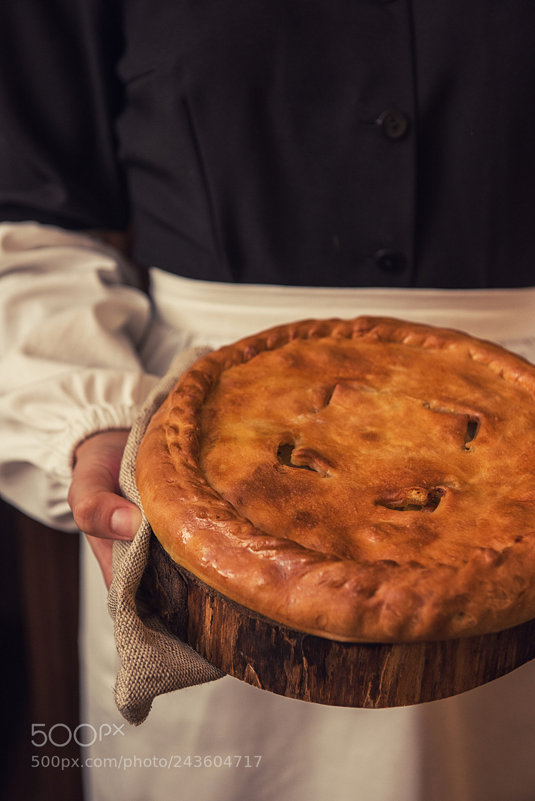 Nikon D810 sample photo. Pie from potato meat photography